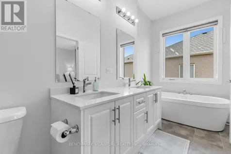 163 Tempel Street Richmond Hill ON L4E 1J2