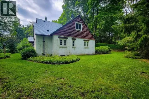 311 Golf Links Road Hamilton ON L9G 2N6