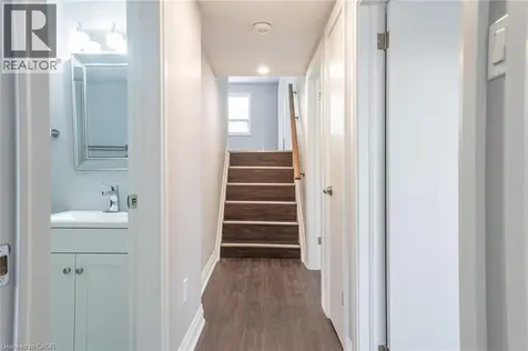 208 Giltspur Drive Toronto ON M3L 1N5