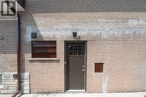 208 Giltspur Drive Toronto ON M3L 1N5