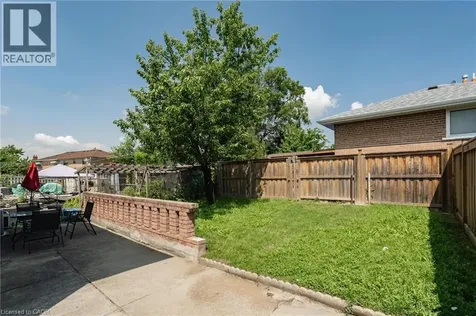 208 Giltspur Drive Toronto ON M3L 1N5