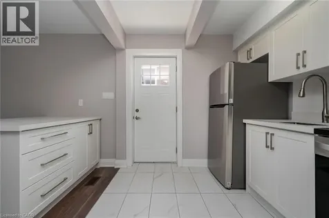 208 Giltspur Drive Toronto ON M3L 1N5