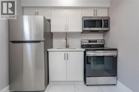 208 Giltspur Drive Toronto ON M3L 1N5