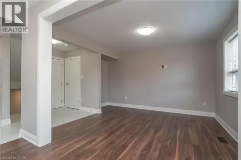 208 Giltspur Drive Toronto ON M3L 1N5