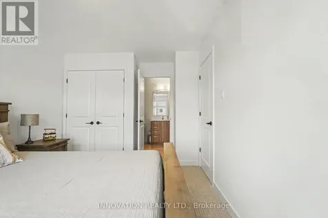 159 Wabikon Crescent South Ottawa ON K1X 0H8