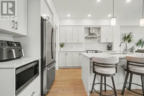 159 Wabikon Crescent South Ottawa ON K1X 0H8