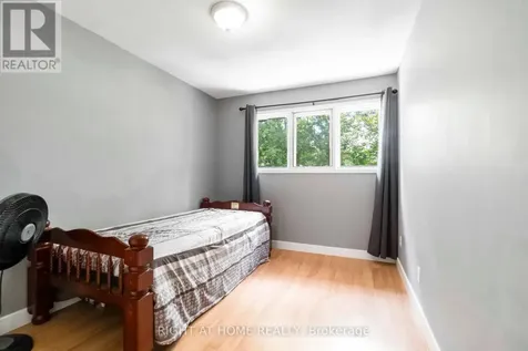 21 Midland Crescent Ottawa ON K2H 8P6