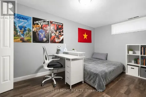 21 Midland Crescent Ottawa ON K2H 8P6