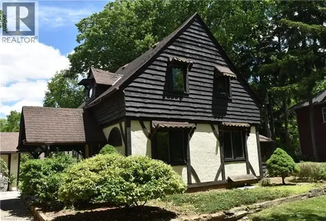623 King Road Burlington ON L7T 3K3