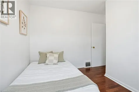 153 Parkview Drive Hamilton ON L8S 3Y4