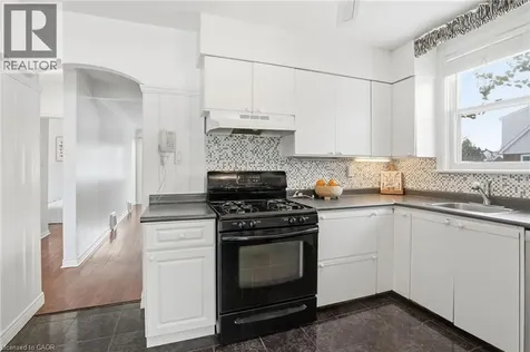 153 Parkview Drive Hamilton ON L8S 3Y4