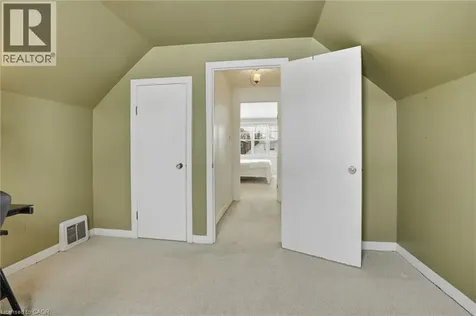 153 Parkview Drive Hamilton ON L8S 3Y4