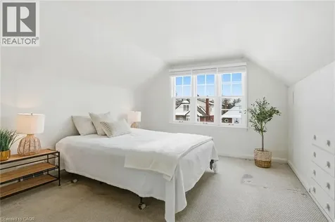 153 Parkview Drive Hamilton ON L8S 3Y4