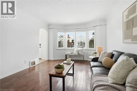 153 Parkview Drive Hamilton ON L8S 3Y4
