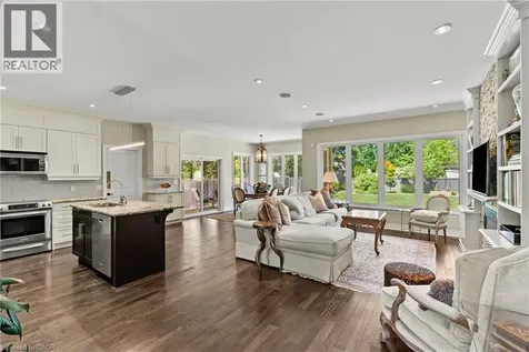 8 Campbell Street Niagara-on-the-lake ON L0S 1J0