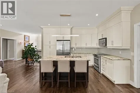 8 Campbell Street Niagara-on-the-lake ON L0S 1J0