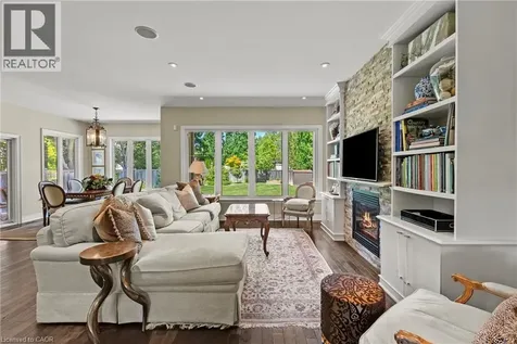 8 Campbell Street Niagara-on-the-lake ON L0S 1J0