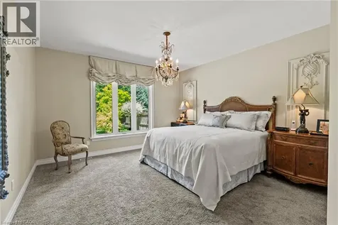 8 Campbell Street Niagara-on-the-lake ON L0S 1J0