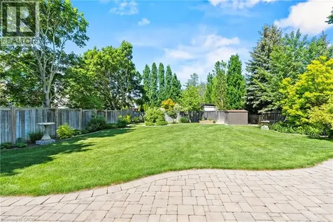 8 Campbell Street Niagara-on-the-lake ON L0S 1J0