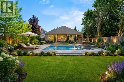 8 Campbell Street Niagara-on-the-lake ON L0S 1J0