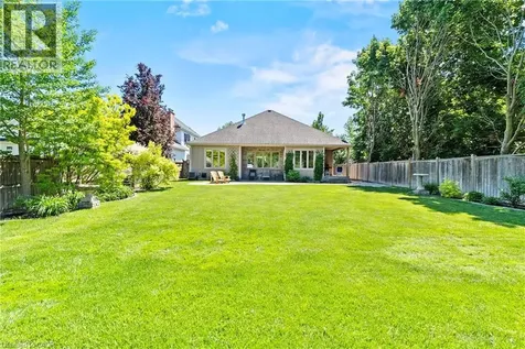 8 Campbell Street Niagara-on-the-lake ON L0S 1J0