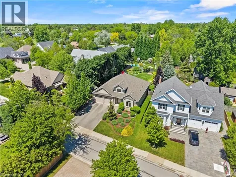 8 Campbell Street Niagara-on-the-lake ON L0S 1J0