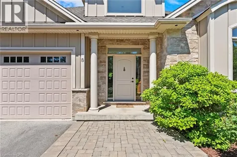 8 Campbell Street Niagara-on-the-lake ON L0S 1J0