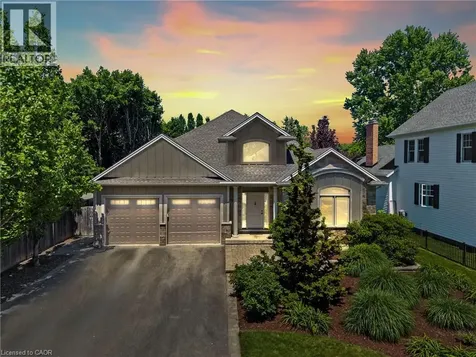 8 Campbell Street Niagara-on-the-lake ON L0S 1J0