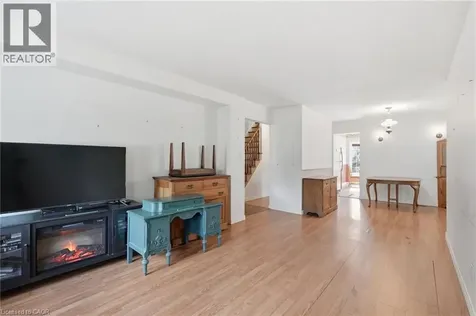 471 Knightsbridge Crescent Ancaster ON L9G 3S4