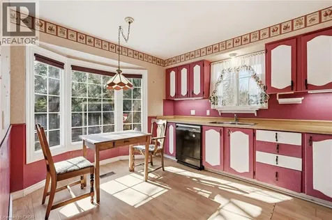 471 Knightsbridge Crescent Ancaster ON L9G 3S4
