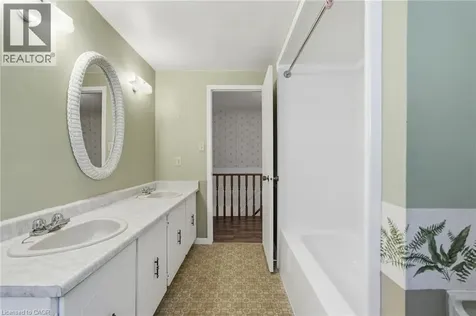 471 Knightsbridge Crescent Ancaster ON L9G 3S4