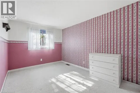 471 Knightsbridge Crescent Ancaster ON L9G 3S4