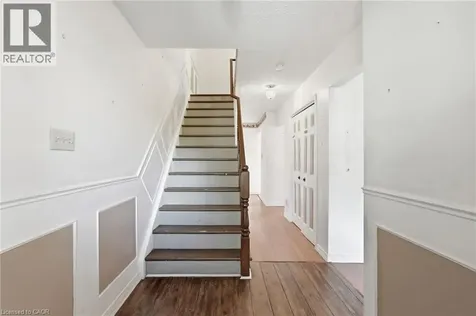 471 Knightsbridge Crescent Ancaster ON L9G 3S4