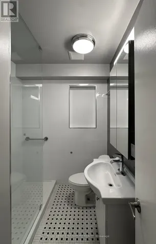 1089 Broadview Avenue Toronto (broadview North) ON M4K 2S4