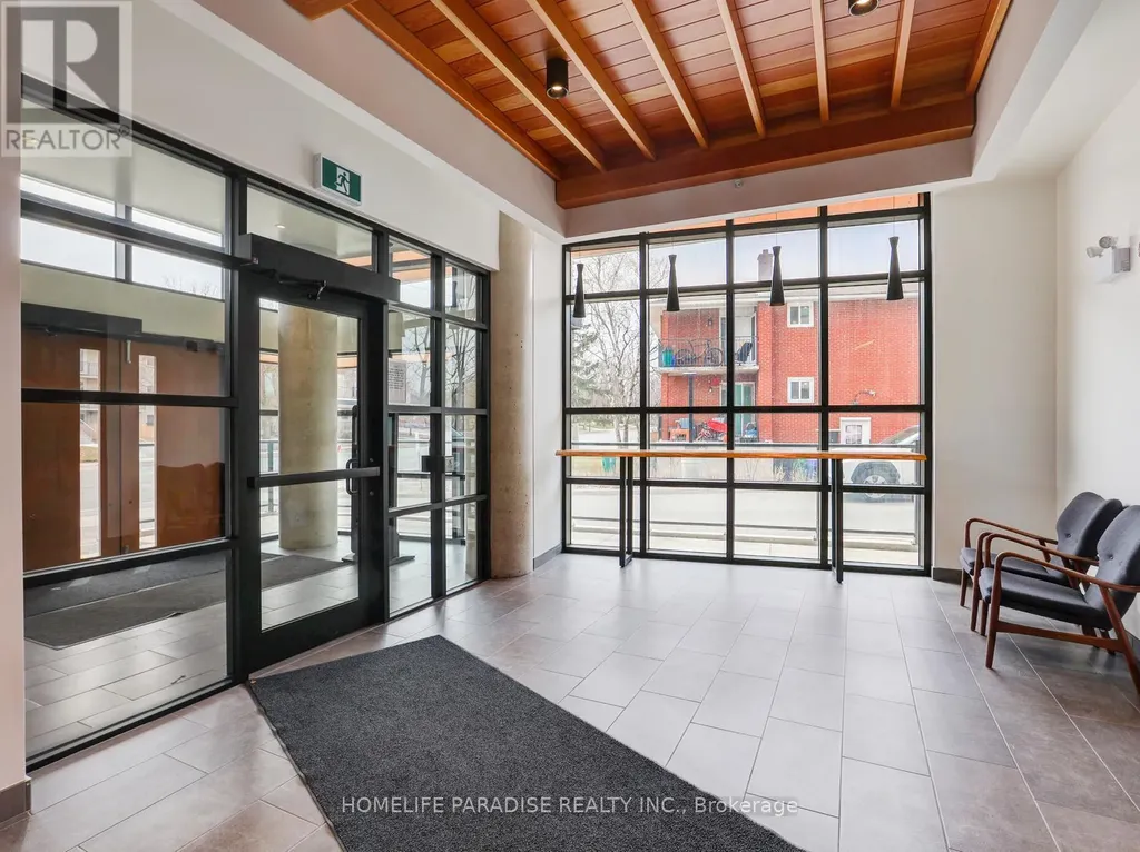 312 Erb Street Waterloo ON N2L 1W3
