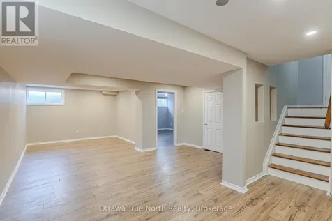 110 Macara Crescent Ottawa ON K2K 0E1