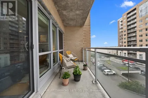 330 Titan Private Ottawa ON K2G 1G3