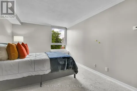 80 Sandcastle Drive North Ottawa ON K2H 9E7