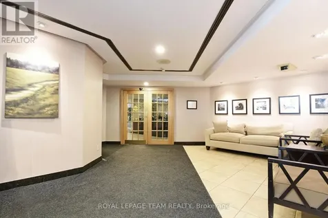 80 Sandcastle Drive North Ottawa ON K2H 9E7