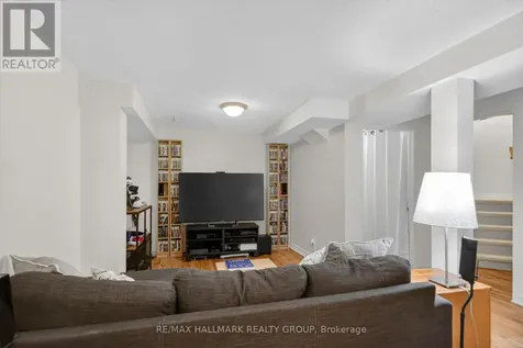 48 Avonmore Crescent Ottawa ON K2G 6J7