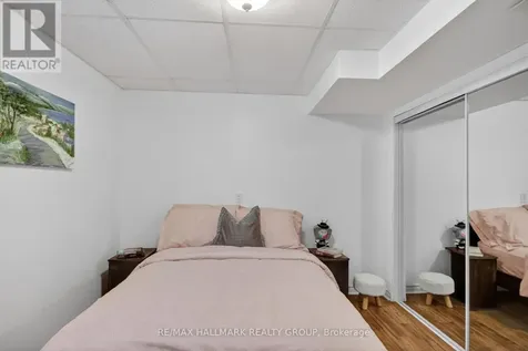 48 Avonmore Crescent Ottawa ON K2G 6J7