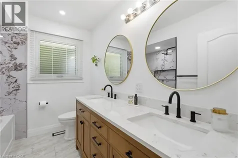 169 Seminole Road Ancaster ON L9G 1Y7