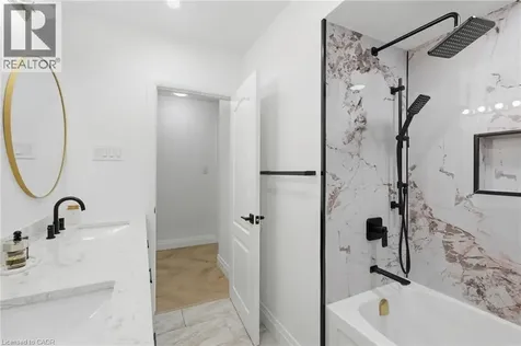169 Seminole Road Ancaster ON L9G 1Y7