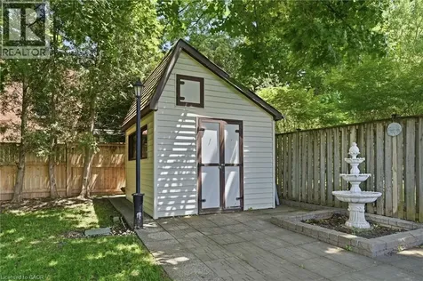 169 Seminole Road Ancaster ON L9G 1Y7