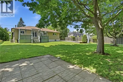 169 Seminole Road Ancaster ON L9G 1Y7