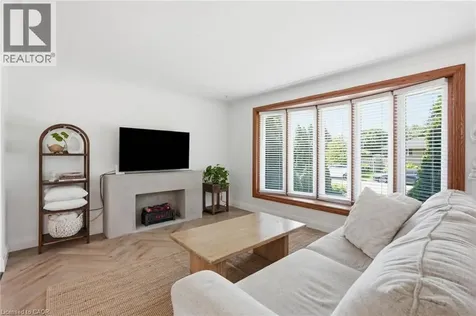 169 Seminole Road Ancaster ON L9G 1Y7