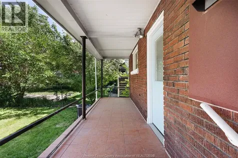 1620 Drouillard Windsor ON N8Y 2S3