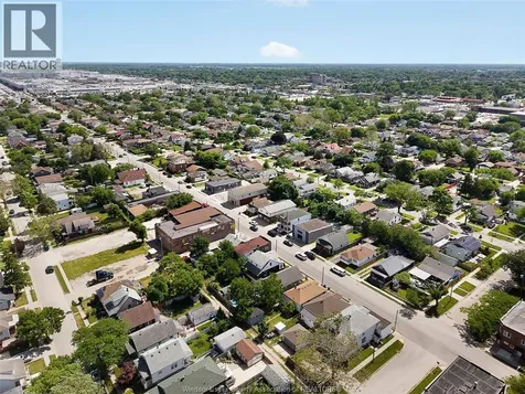 1620 Drouillard Windsor ON N8Y 2S3