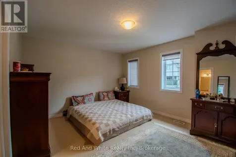 635 Saginaw Parkway Cambridge ON N1T 0C1