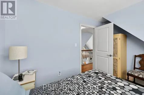 967 Mosley Street Wasaga Beach ON L9Z 2G9